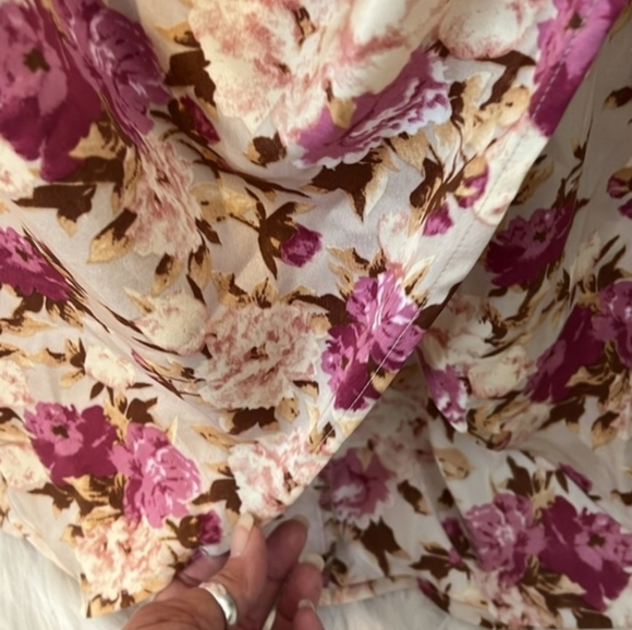 Floerns Dress - Picture 5 of 11